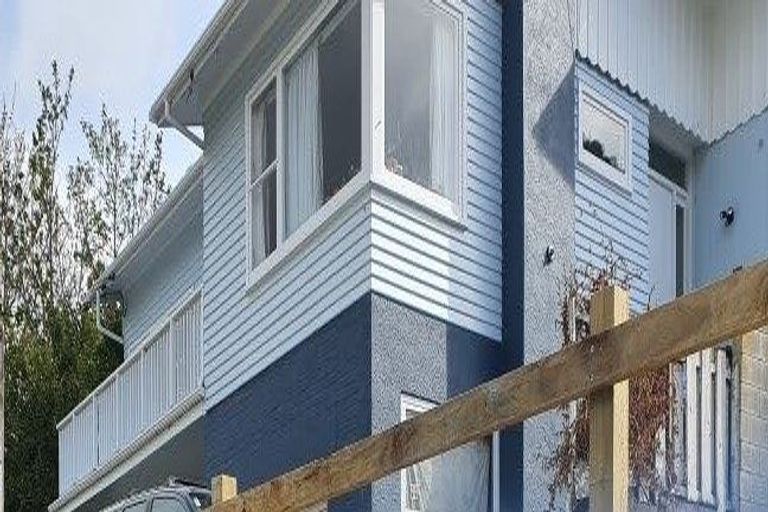 Photo of property in 176 George Street, Stokes Valley, Lower Hutt, 5019