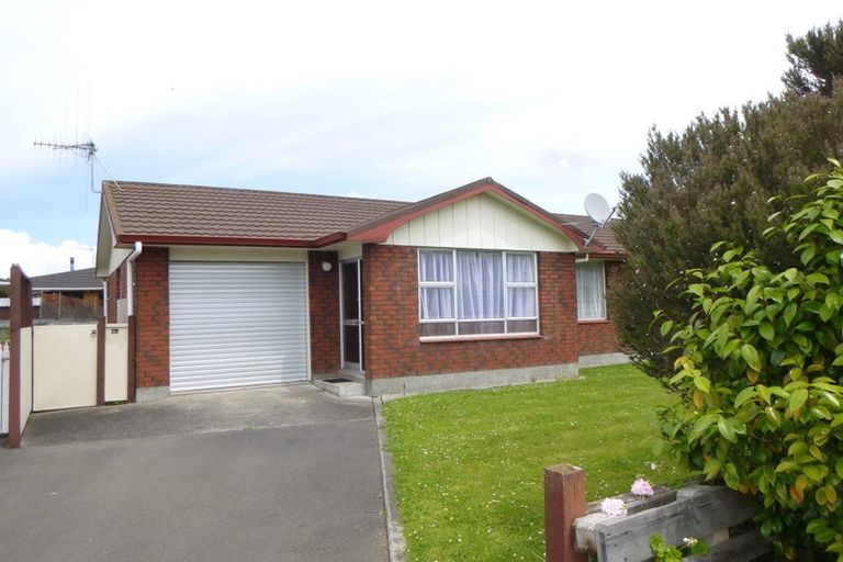 Photo of property in 4a Woodfield Avenue, Roslyn, Palmerston North, 4414