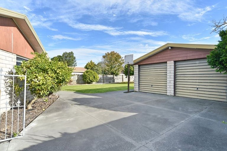 Photo of property in 31 Tyrone Street, Belfast, Christchurch, 8051