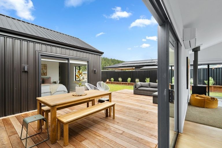 Photo of property in Luggate Park, 17 Cooper Crescent, Luggate, Cromwell, 9383