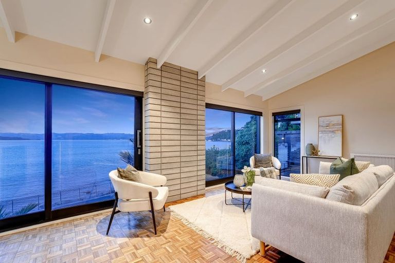 Photo of property in 725 Marine Drive, Eastbourne, Lower Hutt, 5013