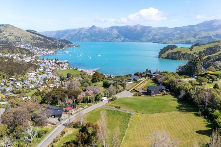 Photo of property in 8 Woodills Road, Akaroa, 7520