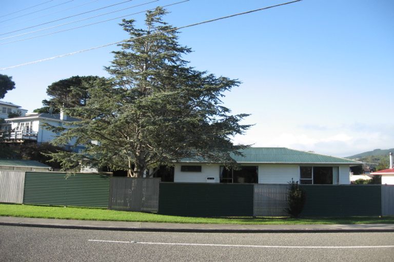 Photo of property in 6 Hillcrest Road, Raumati South, Paraparaumu, 5032