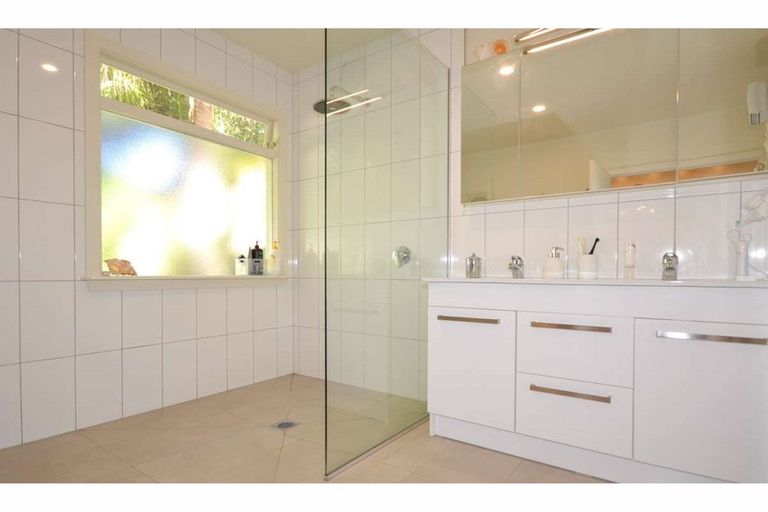 Photo of property in 165 Kerikeri Road, Kerikeri, 0230