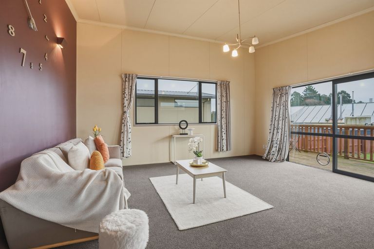 Photo of property in 3 Clariton Avenue, Green Island, Dunedin, 9018