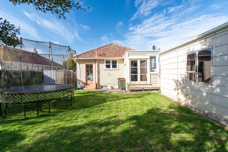 Photo of property in 58 Balmain Street, Halfway Bush, Dunedin, 9010