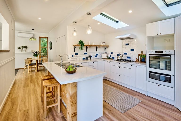 Photo of property in 48 Cluny Road, Plimmerton, Porirua, 5026