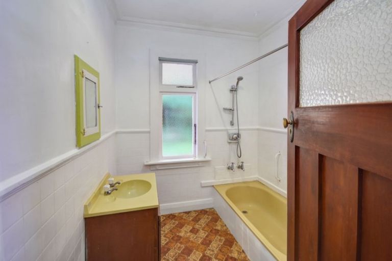 Photo of property in 29 Totara Street, Ravensbourne, Dunedin, 9022