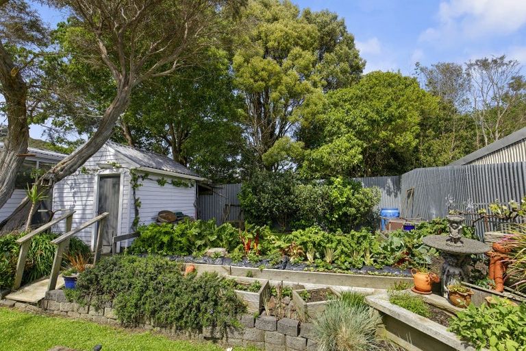 Photo of property in 17 Burden Avenue, Wainuiomata, Lower Hutt, 5014