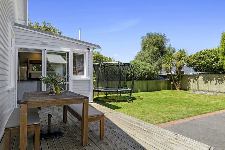 Photo of property in 30 Beaumont Avenue, Alicetown, Lower Hutt, 5010
