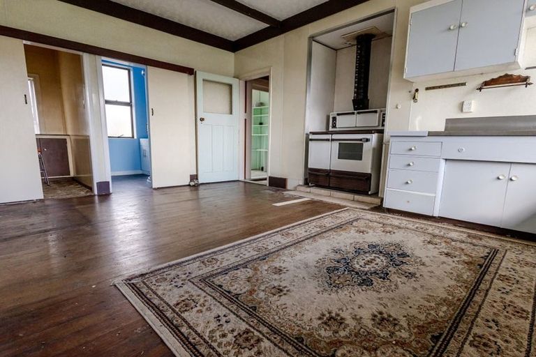 Photo of property in 9 Main Road, Harihari, 7884