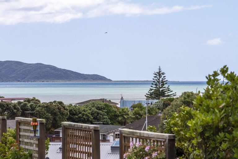 Photo of property in 21 Arthur Street, Paraparaumu Beach, Paraparaumu, 5032