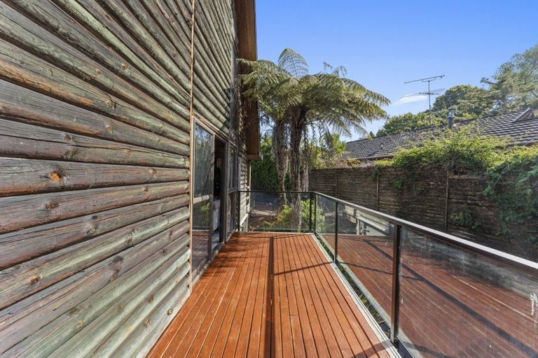 Photo of property in 20 Montressor Place, Howick, Auckland, 2014