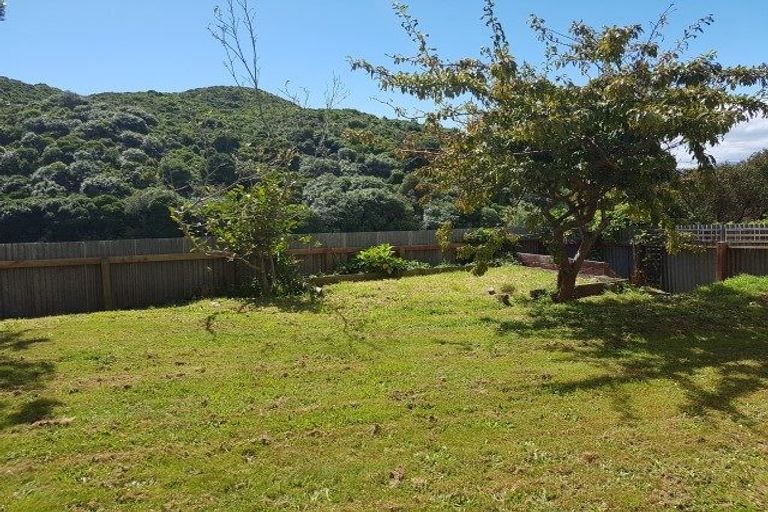 Photo of property in 138 Rangituhi Crescent, Takapuwahia, Porirua, 5022