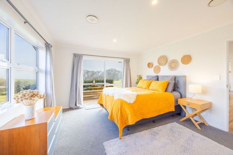 Photo of property in 372 Maharakeke Road, Waipukurau, 4281