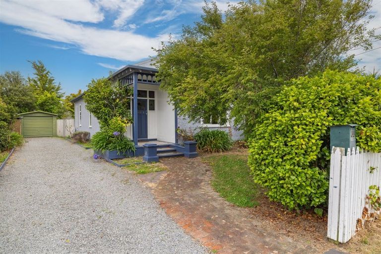 Photo of property in 35 Dunn Street, Somerfield, Christchurch, 8024
