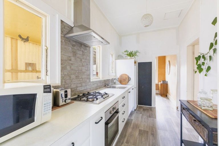 Photo of property in 92 Te Awa Avenue, Te Awa, Napier, 4110