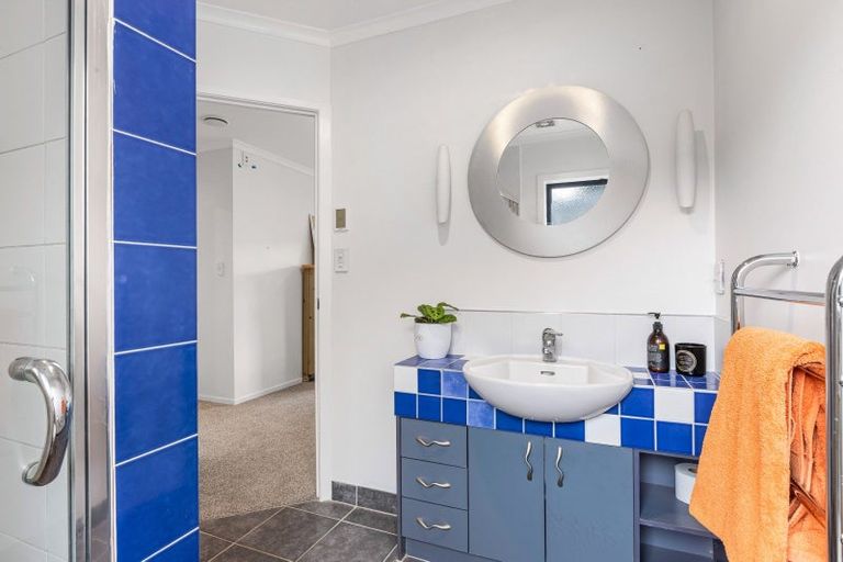 Photo of property in 57 Waldorf Crescent, Orewa, 0931