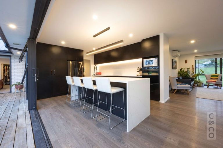 Photo of property in 225b Amreins Road, Taupaki, 0782