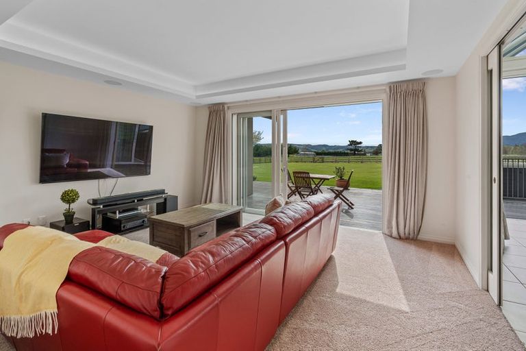 Photo of property in 100 Wingatui Road, Mosgiel, 9024