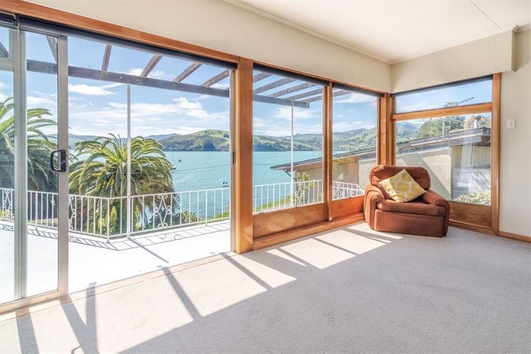 Photo of property in 213 Beach Road, Akaroa, 7520