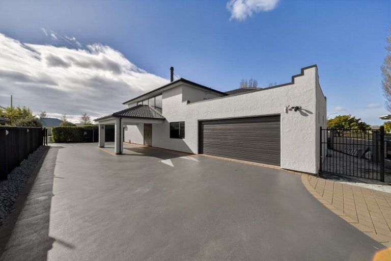 Photo of property in 20 Baltic Place, Northwood, Christchurch, 8051