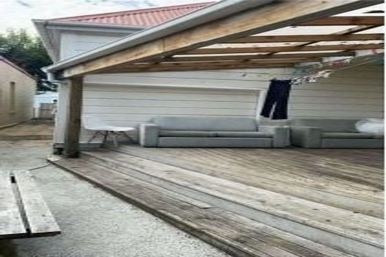 Photo of property in 93 Dundas Street, North Dunedin, Dunedin, 9016