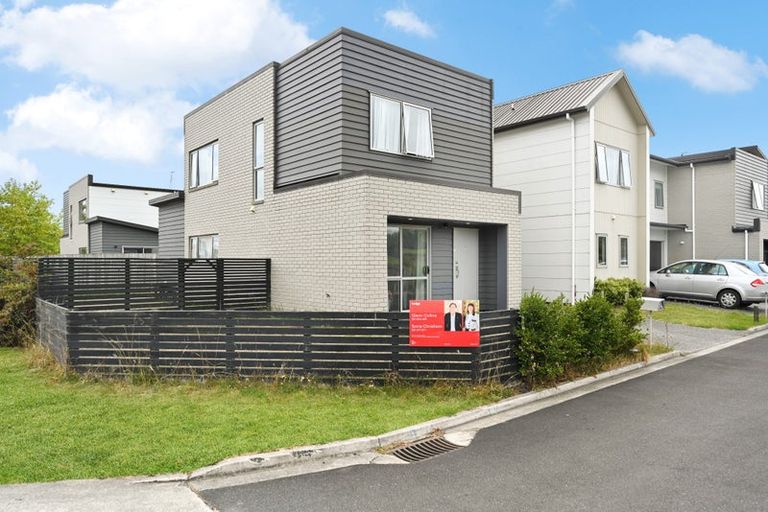 Photo of property in 12 Anna Jean Crescent, Flagstaff, Hamilton, 3210