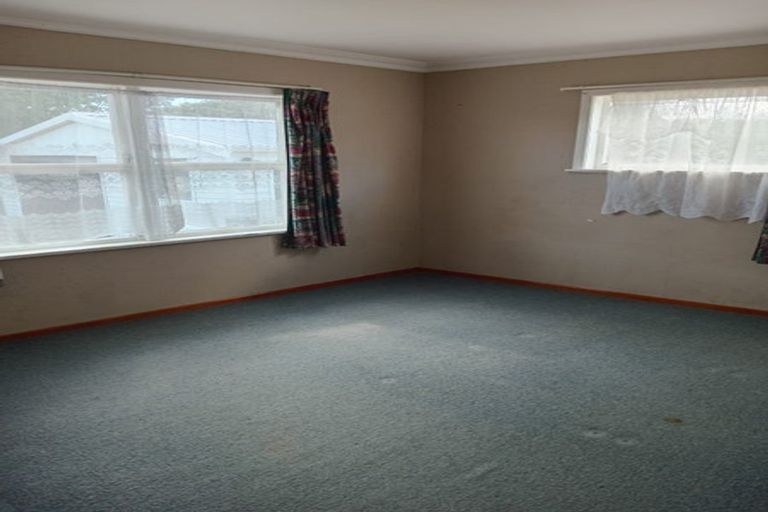 Photo of property in 137 Liverpool Street, Levin, 5510