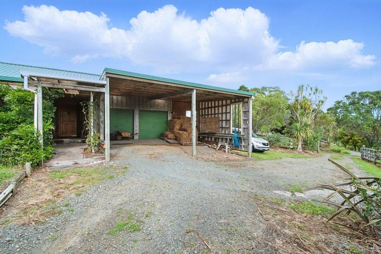 Photo of property in 83 Pipitiwai Drive, Helensville, Kaukapakapa, 0871