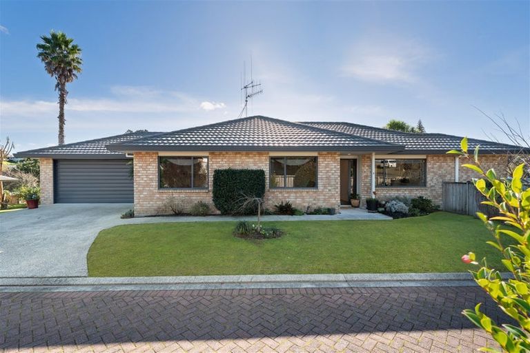 Photo of property in 6 Oteki Park Drive, Welcome Bay, Tauranga, 3112