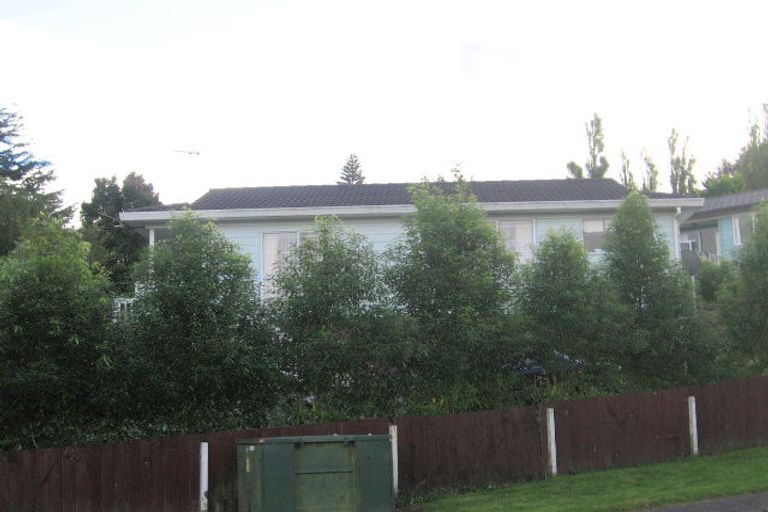 Photo of property in 18 Sarajevo Place, Massey, Auckland, 0614