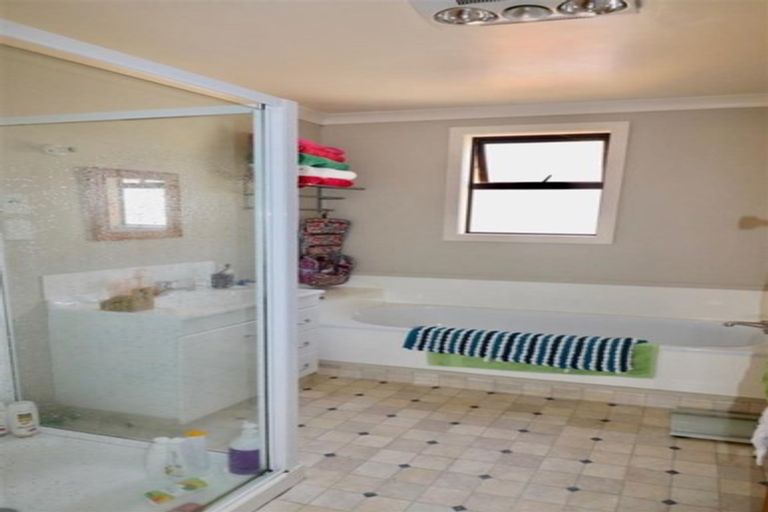 Photo of property in 126 Waverley Street, Karamea, 7893