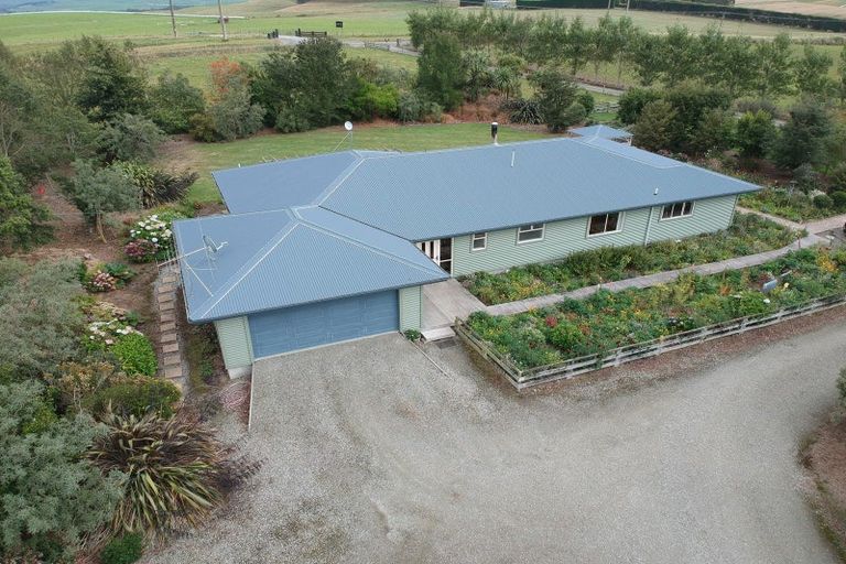 Photo of property in 374 Airedale Road, Weston, Oamaru, 9492