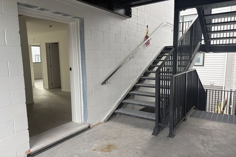 Photo of property in 47 Dale Crescent, Pakuranga, Auckland, 2010