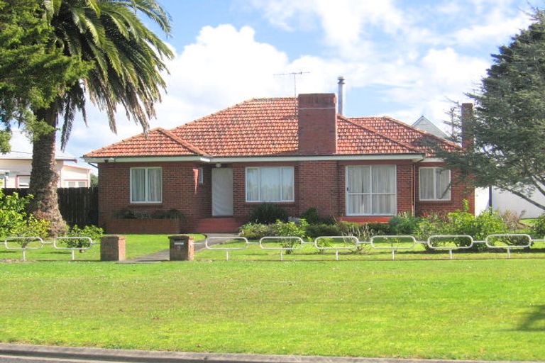 Photo of property in 2 Weir Crescent, Onerahi, Whangarei, 0110