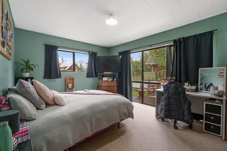 Photo of property in 17 Oriwa Crescent, Otaki, 5512
