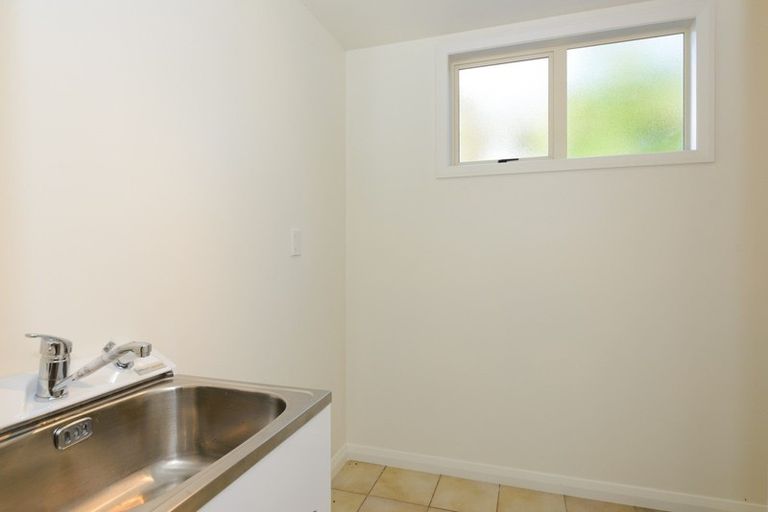 Photo of property in 184 Fitzherbert Avenue, West End, Palmerston North, 4410