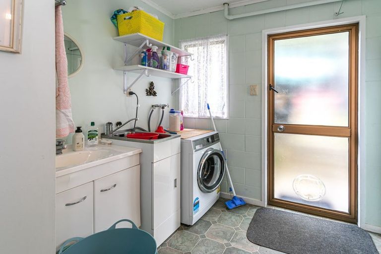 Photo of property in 6 Springfield Avenue, Ngarimu Bay, Thames, 3575