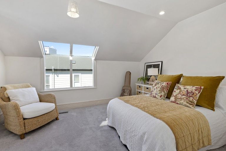 Photo of property in 12b Hobson Street, Thorndon, Wellington, 6011