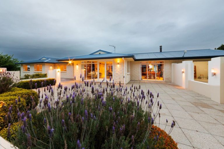 Photo of property in 5 Te Arakura Road, Newbury, Feilding, 4775