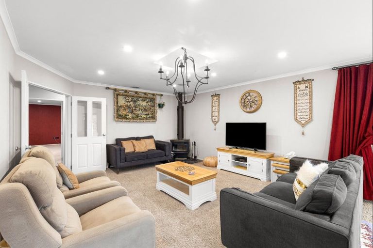 Photo of property in 11 Mckenzie Settlement Road, Kairanga, Palmerston North, 4475