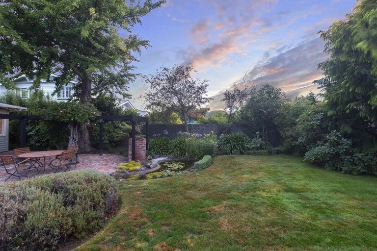 Photo of property in 83 Normans Road, Strowan, Christchurch, 8052