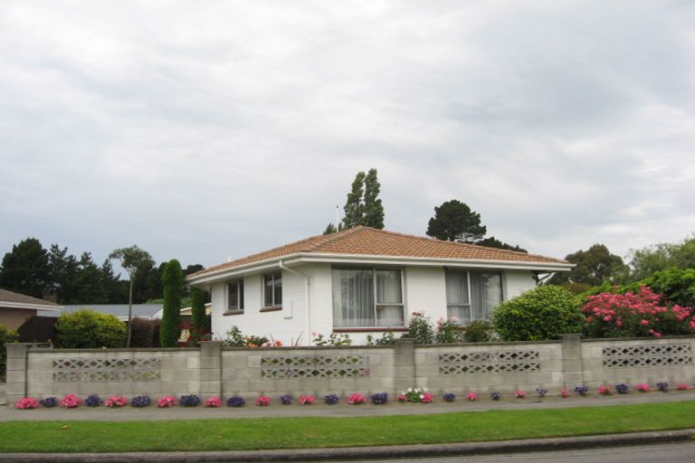 Photo of property in 56 Waratah Street, Avondale, Christchurch, 8061