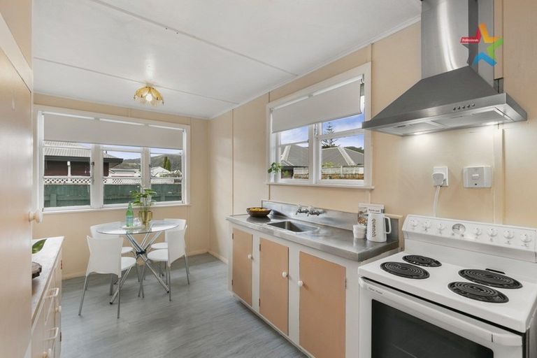 Photo of property in 1036 High Street, Avalon, Lower Hutt, 5011