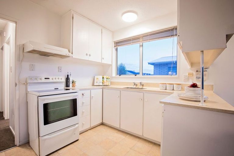 Photo of property in 3/443b Main South Road, Hornby, Christchurch, 8042