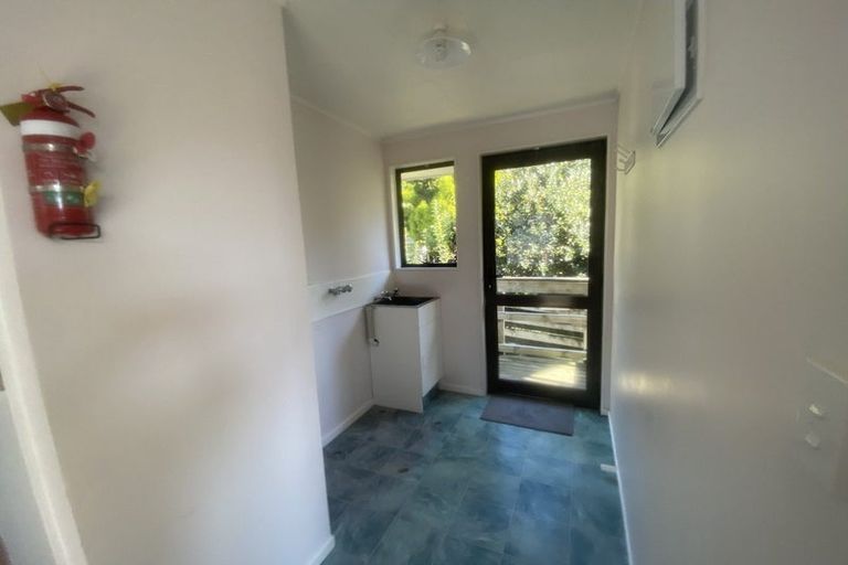 Photo of property in 35 Kings Road, Paihia, 0200