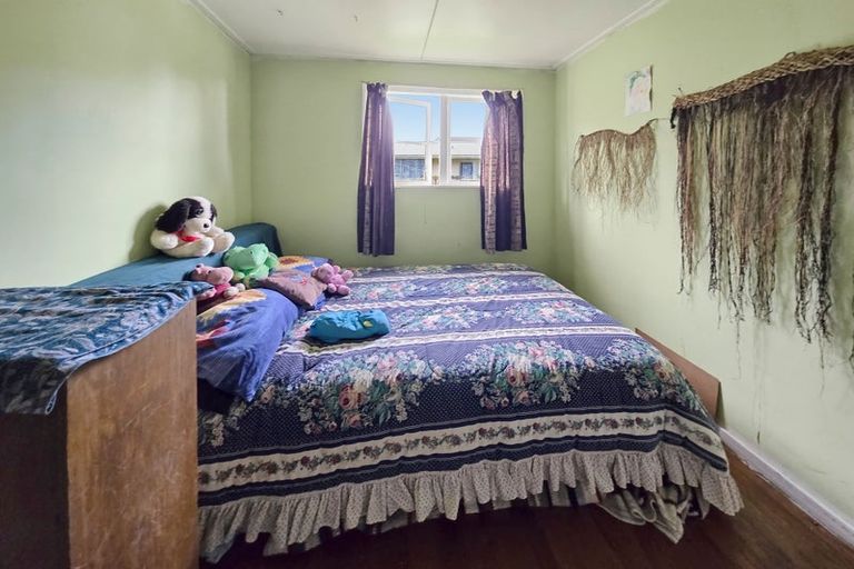Photo of property in 18a-b Colvin Street, Westport, 7825