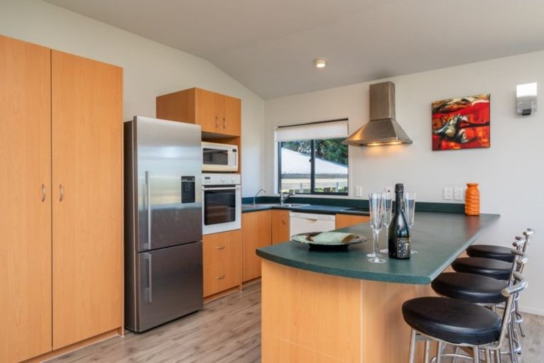 Photo of property in 22 Cullen Street, Mangawhai Heads, Mangawhai, 0505