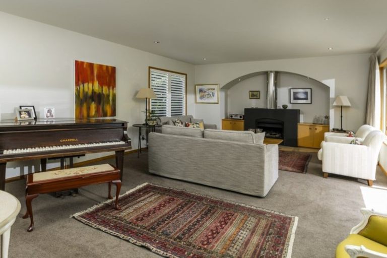 Photo of property in 34 Oxford Terrace, Devonport, Auckland, 0624